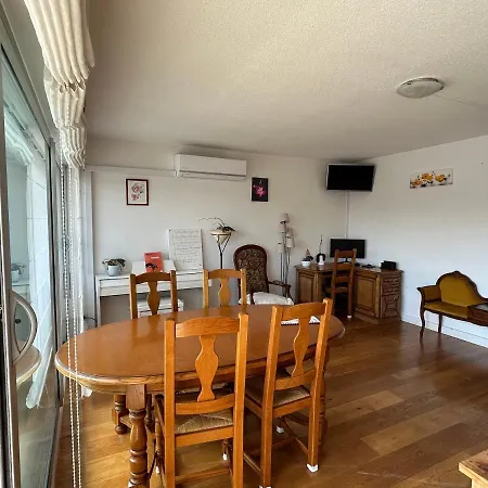 Apartment Lumineux Avec Vue Ocean + Wifi